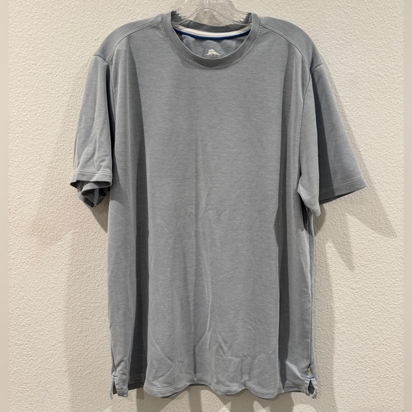 Tommy Bahama Light Blue Soft Casual Short Sleeve Crewneck T-Shirt Size Large - Picture 1 of 12